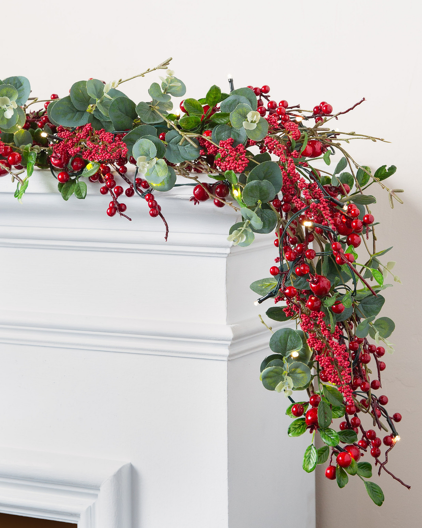 Red top berry garland